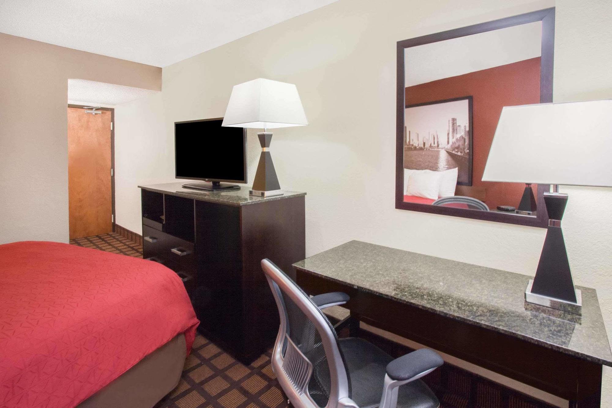 Отель Super 8 By Wyndham Chicago Il Экстерьер фото